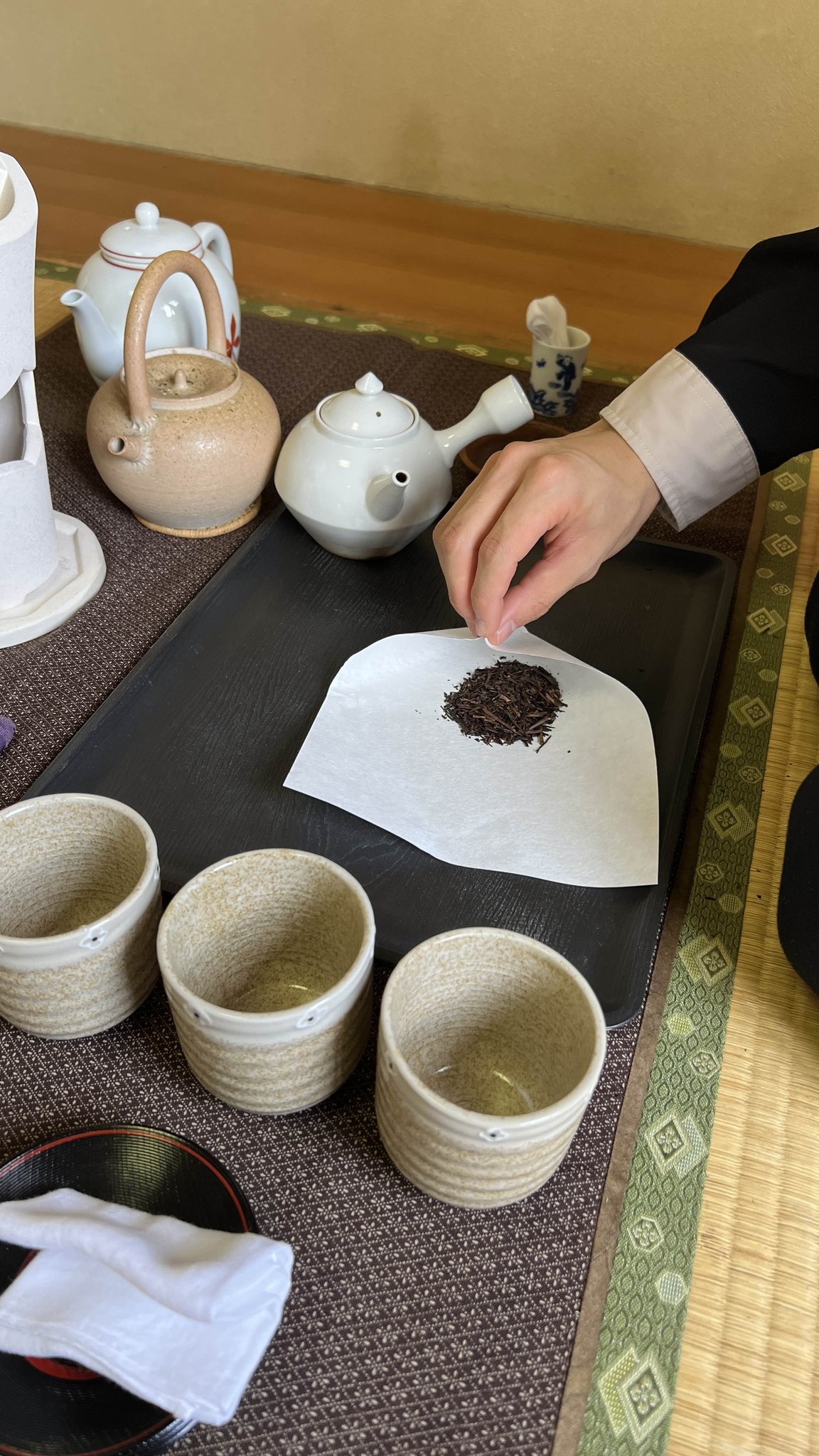 ほうじ茶のお稽古が始まりました。